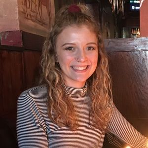 Meet your Posher, Natalie